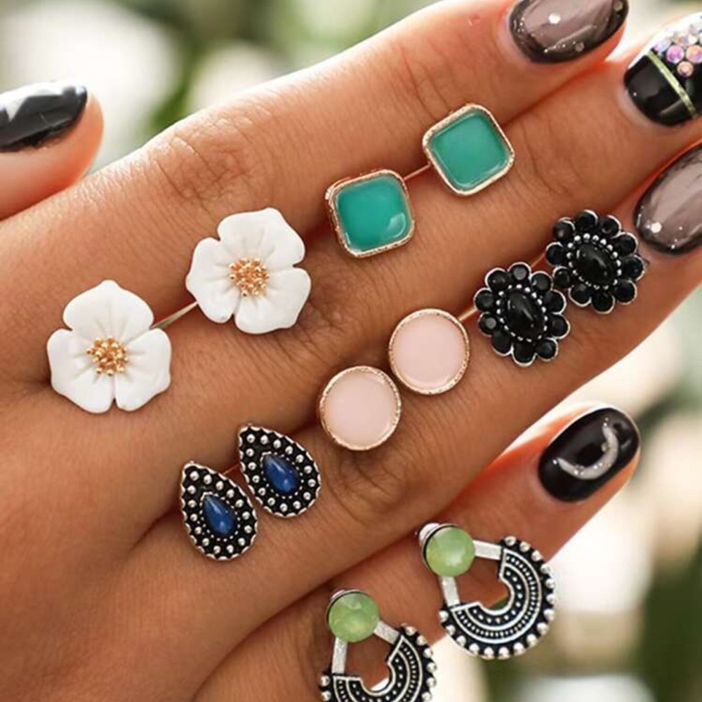 Elegant Floral and Gemstone Earring Set